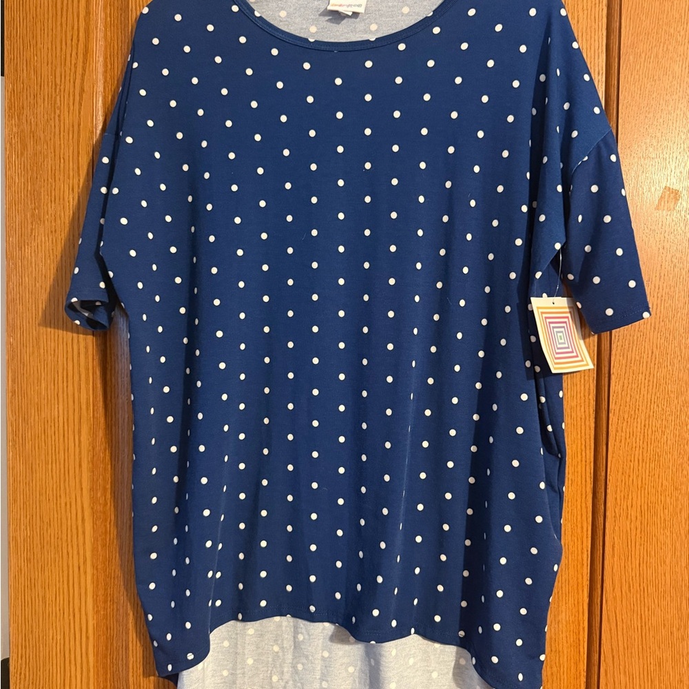 Polka Dot Blue Women's Tunic Top         NEW W TAGS LULAROE